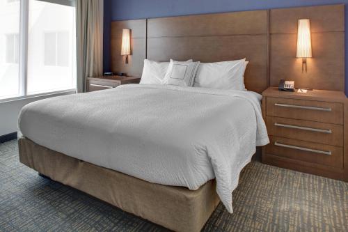 1 queen bed