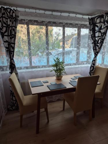 Instalaciones, Real Home In Northampton in Daventry