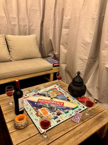 Cozy apartment with a relaxing terrace, 10 min from beaches and restaurants