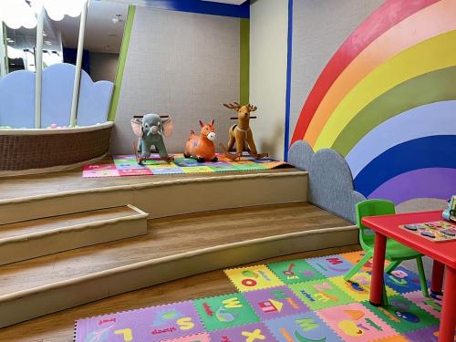 Newly 1BR Apt Cikarang with Pool, Gym & Wi-Fi by 2ndHome