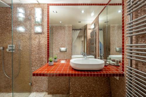 Luxueux Loft aux pieds des Champs-Élysées 