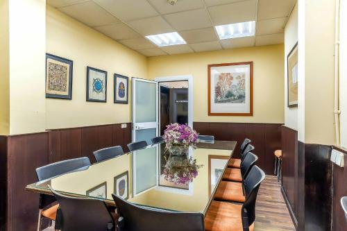 Aparthotel Bertrán - image 11