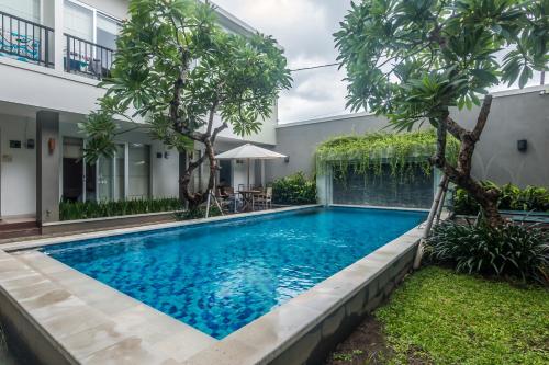 ZEN Rooms Seminyak Mertanadi