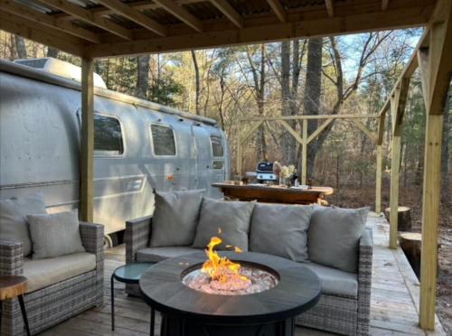 Balkons/terase, The Giddyup Getaway at The River Haven Sanctuary in Vaiominga (RI)