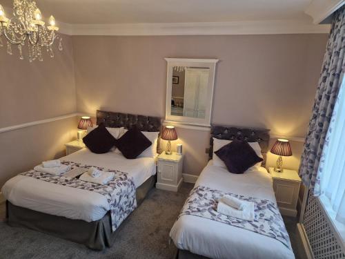 St Margarets Hotel - image 4