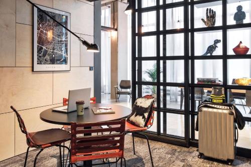 Moxy Katowice Airport - image 10
