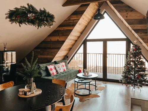 Okno w Gorce- 1 apartament z BALIĄ na wyłączność- Gorce, Pieniny, jezioro Czorsztyńskie (Okno w Gorce- 1 apartament z BALIA na wylacznosc- Gorce, Pieniny, jezioro Czorsztynskie) in 馬尼奧維