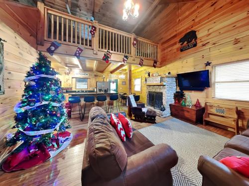 Mountain Dreams 4 Bedrooms Sleeps 11 Pool Access Game Room Hot Tub - image 11