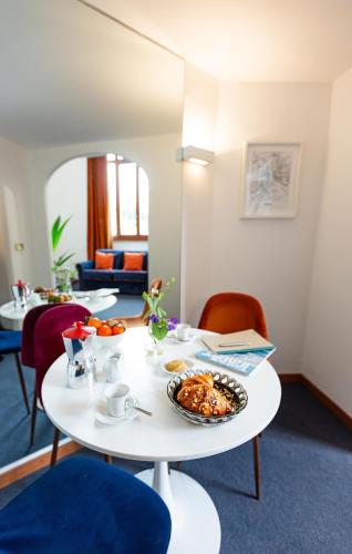 Spanish Steps Luxury Apartment, Rzym (zdjęcie 8)