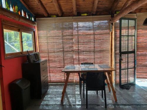 Cabaña en potrerillos con bajada al arroyo (Cabana en potrerillos con bajada al arroyo) in Valle Del Sol (Potrerillos)