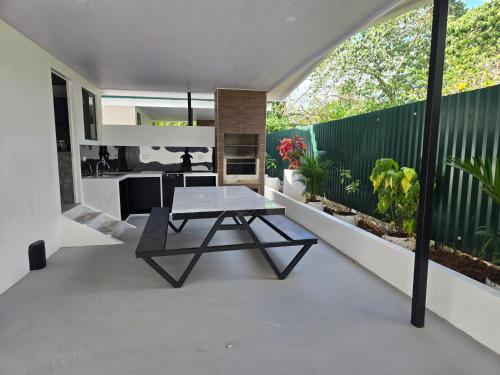 Casa Trogon 2BDRM AC 50M to the Beach in La Palma