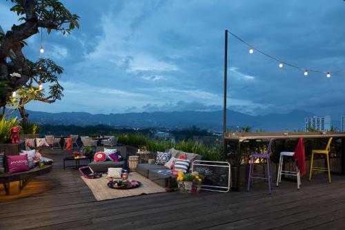 Restaurant, Moxy Bandung in Dago