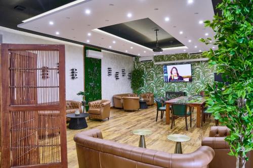 sala de TV, Roma Hôtel & Restaurant in Libreville