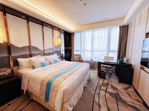 เมนไชน์ กอลเรีย พลาซา โฮเต็ล (Menshine Gloria Plaza Hotel) in ชานโถว