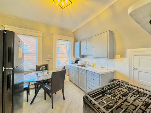 Waterfront NYC skyline views in 偉哈瓦肯