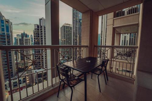 Elegant Studio Downtown 5 Minute Walk to Burj Khalifa & Dubai Mall, Dubai (Foto 7)