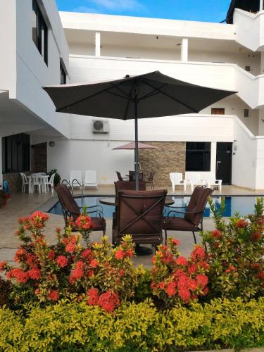 Swimming pool, Buenavista Place Hotel in Bahia De Caraquez