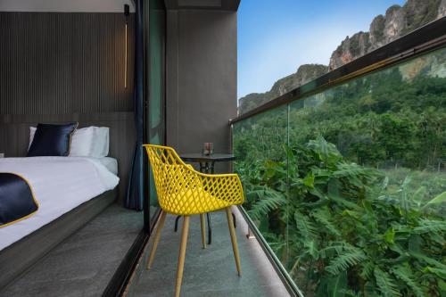 room detail thumbnail 1