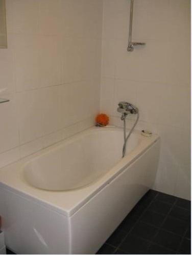Tatari Apartment, Tallin (foto 9)