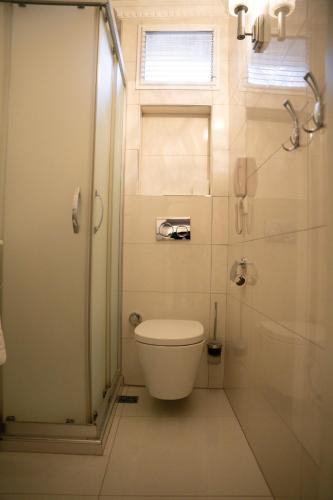 Deluxe Room image 1