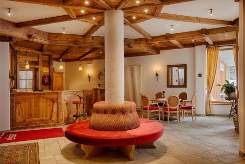 Vestabils, Hotel Garni Elisir in Livinallongo