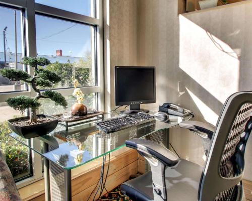 퀄리티 인 브룩헤이븐 - 비즈니스 센터