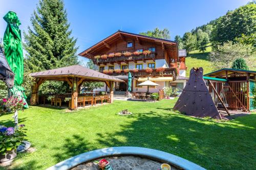 Hotel - Pension Ötzmooshof in St. Johann im Pongau, Österreich