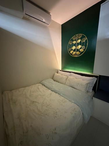 Modern and Cozy Suite at Shore Residences, Manila