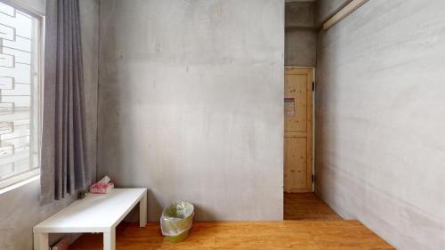 MatchBox Hostel in Longjing Township