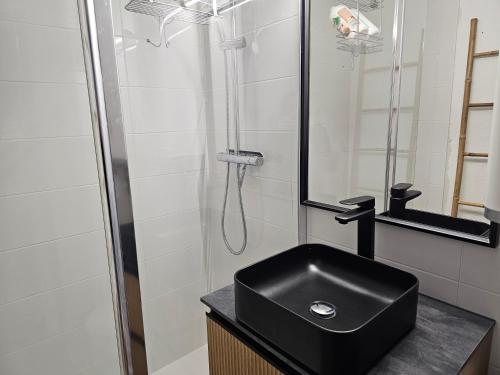 حمام, Le Cosy du Grand Cap - Appt avec balcon vue mer in Villers-sur-Mer