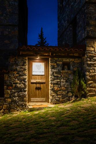 4 Seasons Premium Chalet - image 14