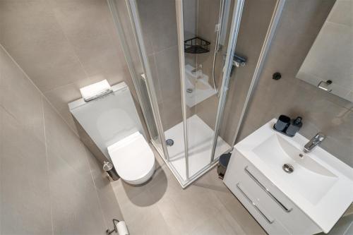 Kamar Mandi, Studio élégant au cœur des Alpes (Studio elegant au cœur des Alpes) in Saas-Fee