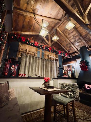 4 Seasons Premium Chalet - image 5