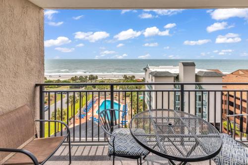 Ocean Forest Plaza Condo Close to the beach - 발코니/테라스