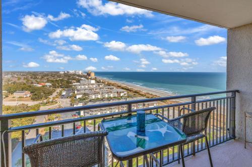Ocean Forest Plaza Condo Close to the beach - 발코니/테라스