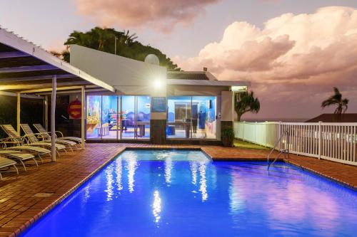 Swimming pool, Illovo Beach Club in Kingsburgh
