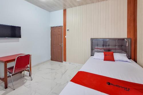 RedDoorz Syariah at Borba Kesepuhan Cirebon, Cirebon