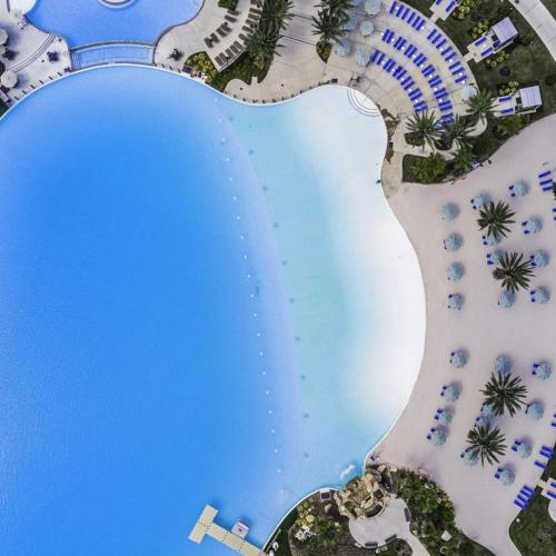 Balmoral LakeSide 5br 4ba House in Atascocita