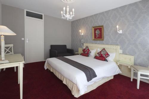 hotel photo