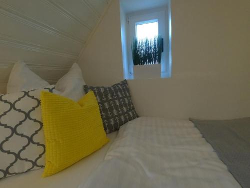 Stilvolle Altbauwohnung, Apartment Feder & leicht in Hohr-Grenzhausen
