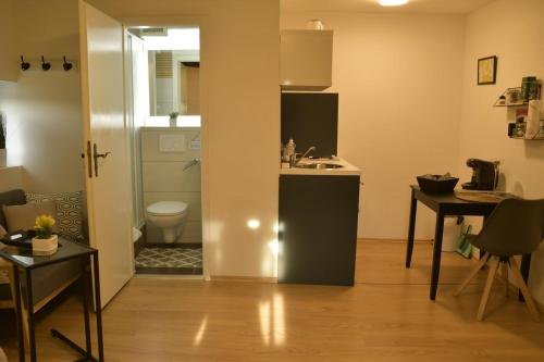 Stilvolle Altbauwohnung, Apartment Feder & leicht in Hohr-Grenzhausen