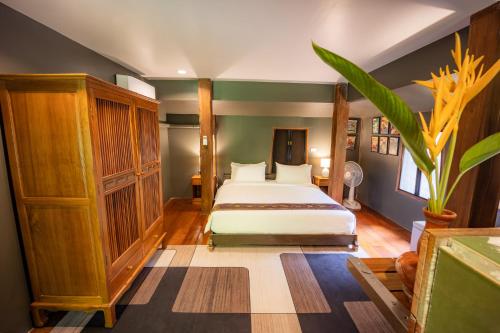 1 queen bed