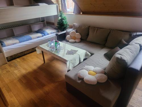 Triple Room image 1
