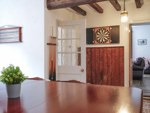 A szálláshely kívülről, The Old Bulls Head in Chapel West