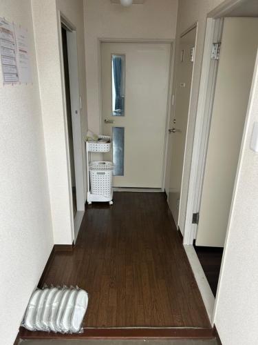 彦根びわこホテル裏のマンション 一室貸し切り50台無料駐車場付き台所あり自転車貸出可 BbQ可 ペット同伴可, Hikone (photo 7)