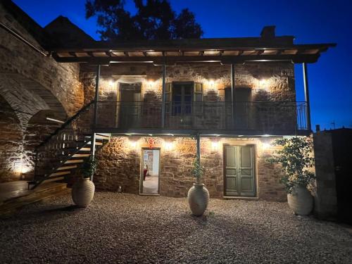 Pietra Rossa near Híosz-szigeti nemzeti repülőtér