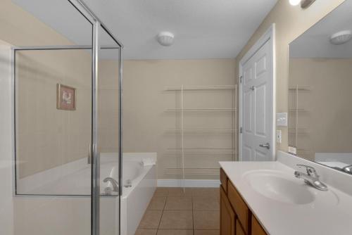 Ariel Dunes II 704 by RealJoy Vacations - image 14