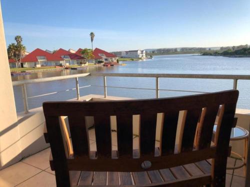 19 Marina Point 4 Bedrooms sleeps 8 in Velddrif