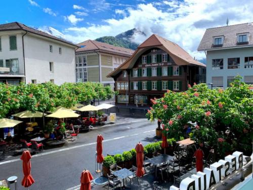 SwissHut Stunning Views Alps Lake - Studio Du Lac in Därligen