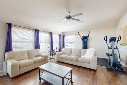 The Highland Retreat The Highland Retreat